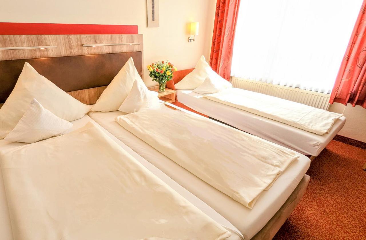 Ambient Hotel Am Europakanal Fürth Extérieur photo