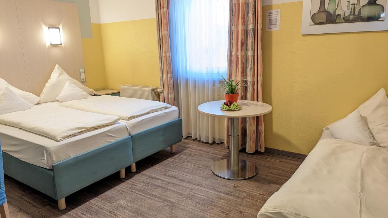 Ambient Hotel Am Europakanal Fürth Extérieur photo